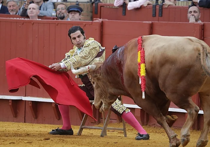Morante de la Puebla revive el toreo en silla: Un legado de maestría y arte taurino