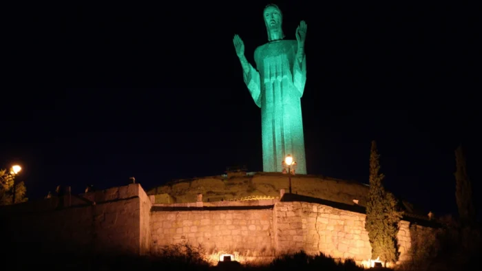 La alcaldesa de Palencia señala las necesidades para que el Cristo del Otero se convierta en un gran icono turístico: "Para venderlo fuera, tiene que tener otras condiciones de pavimentación, regeneración y renaturalización"