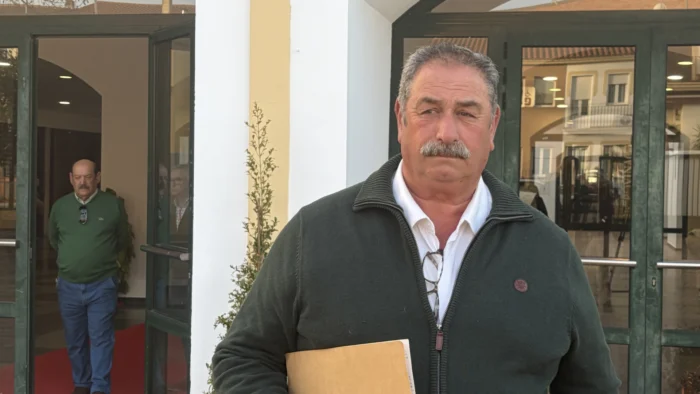 Luz Verde al Regadío de Tierra de Barros: Agricultores Celebran el Acuerdo PP-Vox