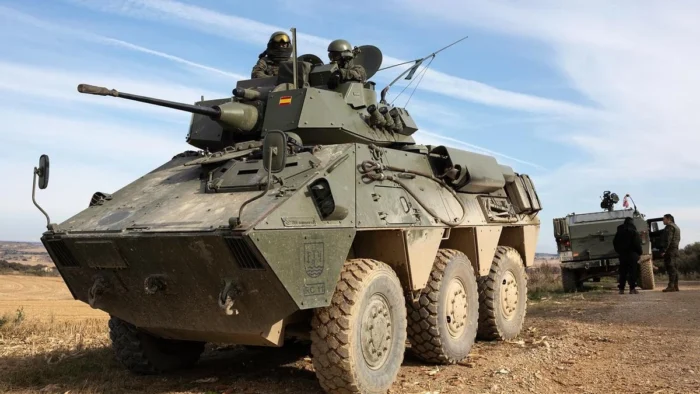 Accidente en Zaragoza: Cuatro militares heridos tras volcar un blindado militar