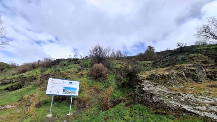 Restauración en marcha tras el incendio de Fasgar-Igüeña