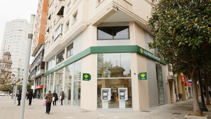 Caja Rural de Asturias estrena su nueva oficina principal en el corazón de Gijón