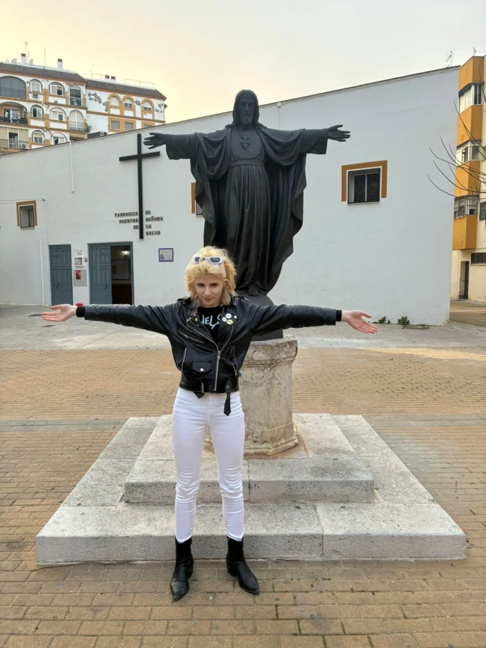 Cristianos 1 - Sat&aacute;nicos 0: de c&oacute;mo 20 personas rezando el rosario cancelaron un concierto en Mi&eacute;rcoles Santo