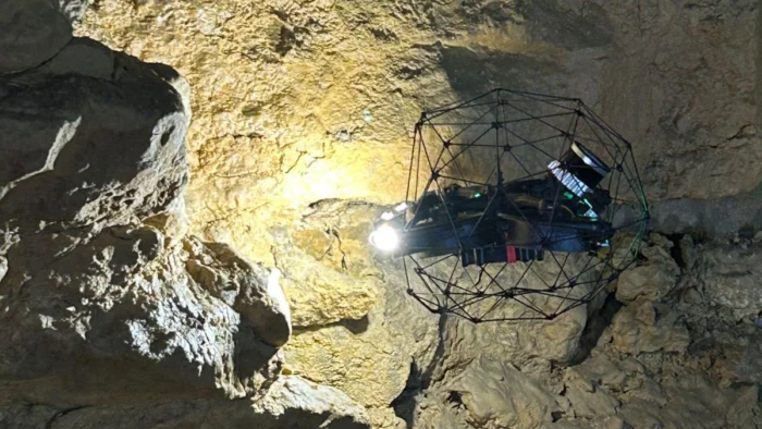 RECONSTRUCCIÓN 3D DE UNA ZONA INACCESIBLE DE LA CUEVA DE ALTAMIRA GRACIAS A UN DRON