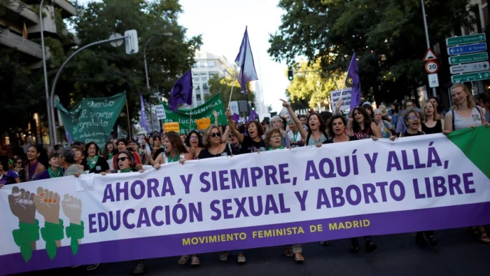 España avanza hacia la constitucionalización del derecho al aborto
