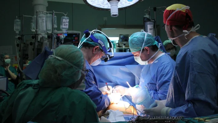 Nuevos datos revelan tiempos de espera para operaciones y consultas en España