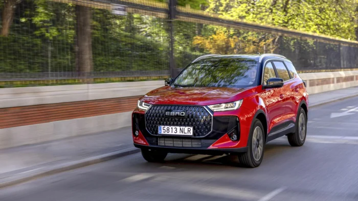 EBRO S700 HEV: APUESTA SEGURA POR LA HIBRIDACIÓN