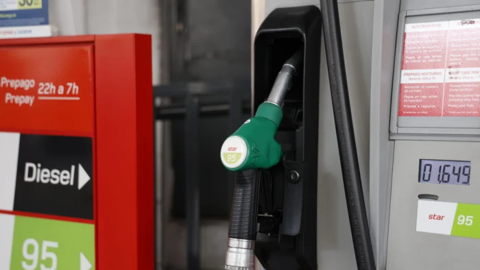 ¡Diésel a precio de ganga! Fallo técnico provoca colas en gasolinera alemana