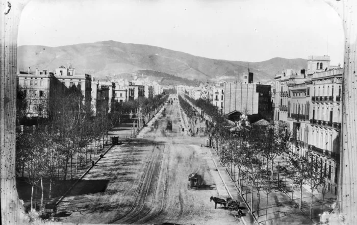 Un paseo por el Passeig de Gr&agrave;cia entre fortunas coloniales, modernismo y lujo: "Hay especulaci&oacute;n desde hace 150 a&ntilde;os"