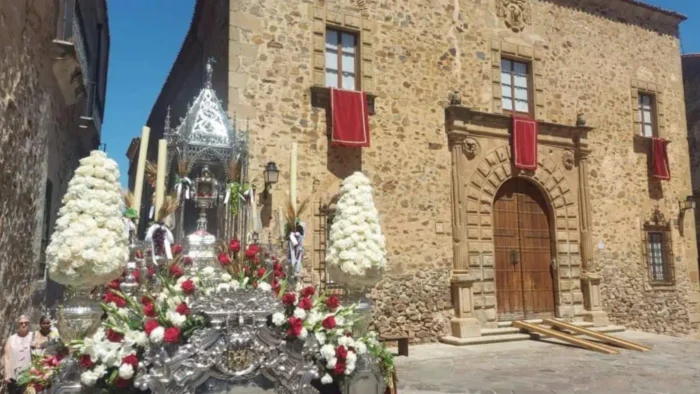 CAMBIO DE FECHA EN LA CELEBRACIÓN DEL CORPUS CHRISTI EN LA DIÓCESIS DE CORIA-CÁCERES