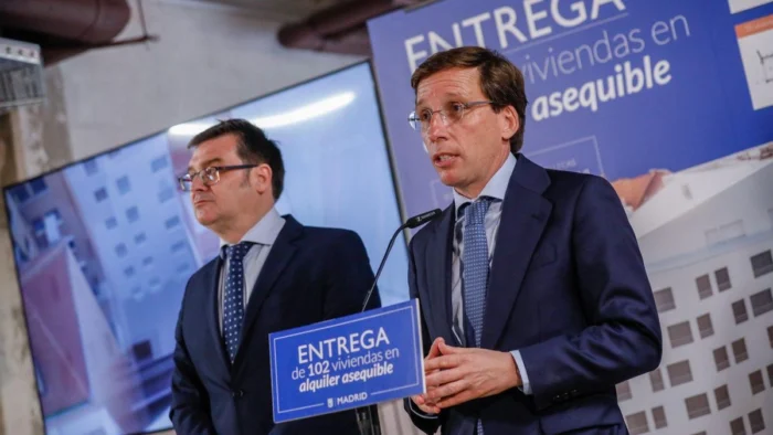 Ayuntamiento de Madrid pagará dietas de 612 euros por reunión a consejeros de empresas municipales