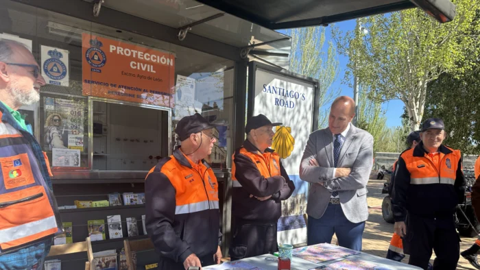 León se prepara para una nueva oleada de peregrinos y reabre su punto de información del Camino