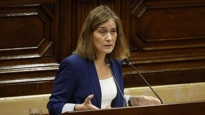 Albiach (Comuns) se distancia de Yolanda Díaz sobre las acusaciones de racismo a Junts