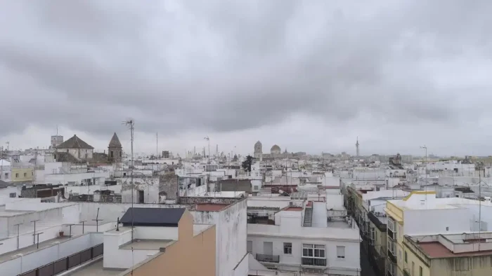 Tiempo inestable en Cádiz: Lluvias, tormentas y descenso de temperaturas