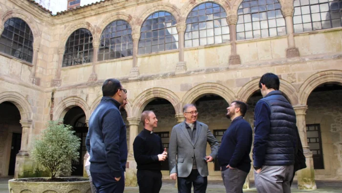 La Secularización en España No Se Detiene Pese al Debate Sobre un Posible Repunte Religioso Juvenil