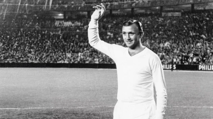 Fallece José Emilio Santamaría, leyenda del Real Madrid y ex seleccionador español