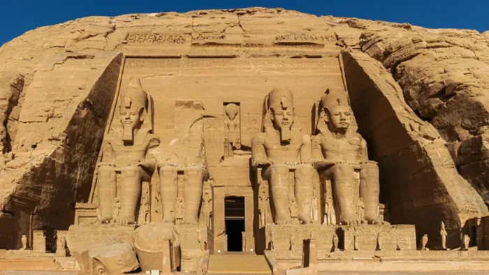 LEGADO ETERNO: LOS MISTERIOS DE LA ARQUITECTURA DEL ANTIGUO EGIPTO