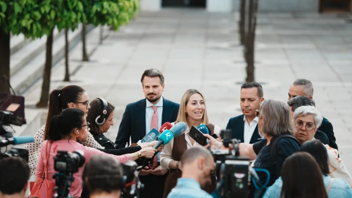 Acuerdo de Gobierno en Extremadura Divide Opiniones en el Sector Agrario