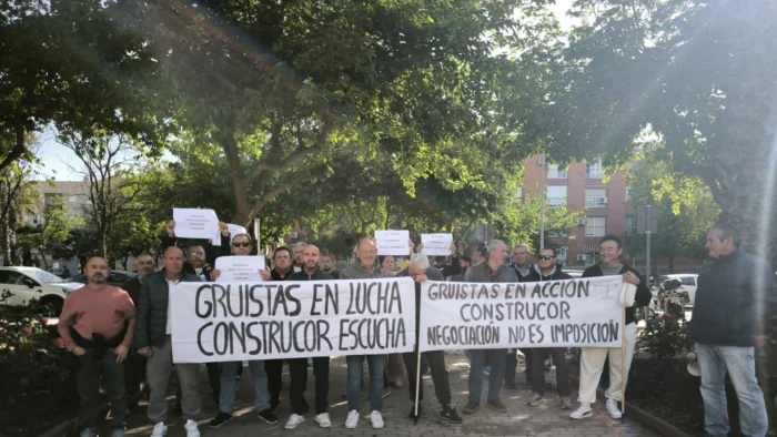 Huelga de Gruistas en Córdoba Paraliza Obras y Busca Mediación