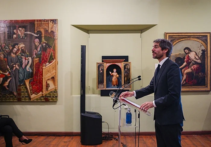 El Gobierno pone en manos de la Justicia la extinción de la Fundación Franco