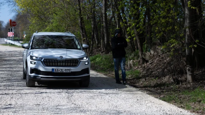 Viaje al &ldquo;Palacio de Versalles&rdquo; secreto de los Orb&aacute;n y su aldea natal: &ldquo;Es el gran s&iacute;mbolo de la corrupci&oacute;n del r&eacute;gimen&rdquo;