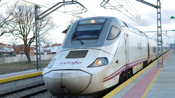 Restablecida la circulación en la línea de alta velocidad Madrid-Barcelona tras un arrollamiento