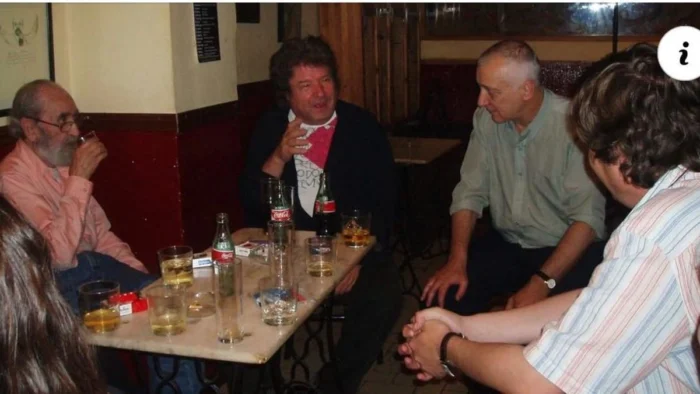 El cierre de La Tertulia: Un adiós a la noche cultural de Granada