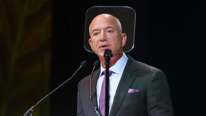 Amazon Adquiere Globalstar por 11.600 Millones de Dólares para Competir con Starlink