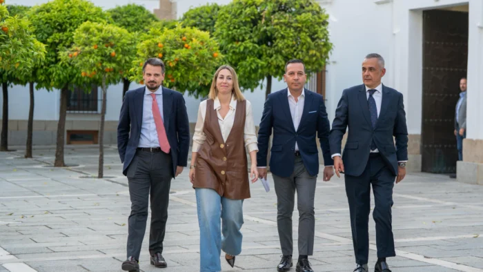 Acuerdo de Gobierno en Extremadura: PP y Vox Unen Fuerzas
