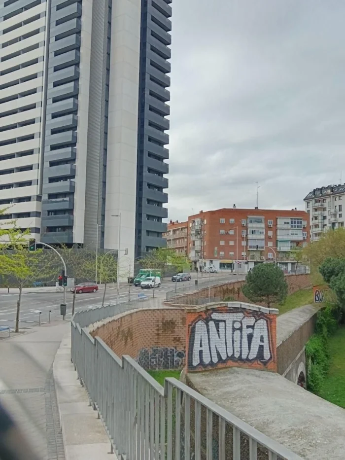 Lo que una rata nos cuenta sobre las molestias de vivir en un barrio que est&aacute; permanentemente en obras como Valdeacederas